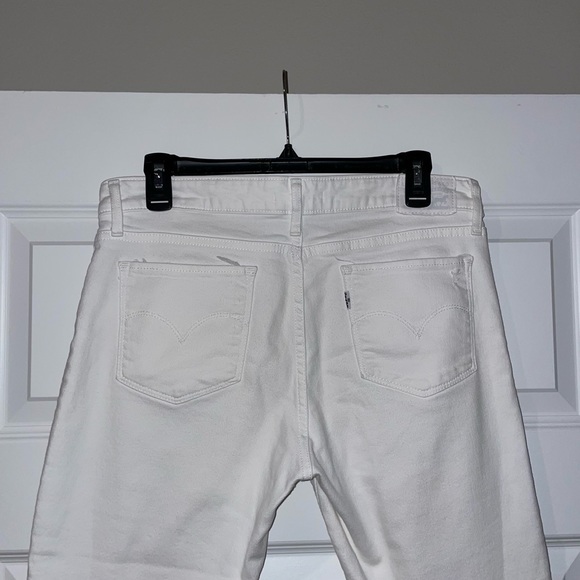 Levi Strauss 711 Skinny White Jeans - Picture 3 of 3